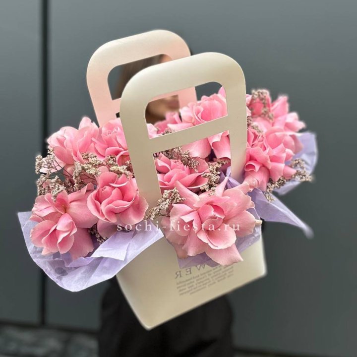 Сумочка розовых роз "Плинки" в Белгороде