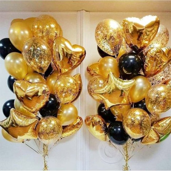 Фонтан шаров "Чёрное золото" в Белгороде