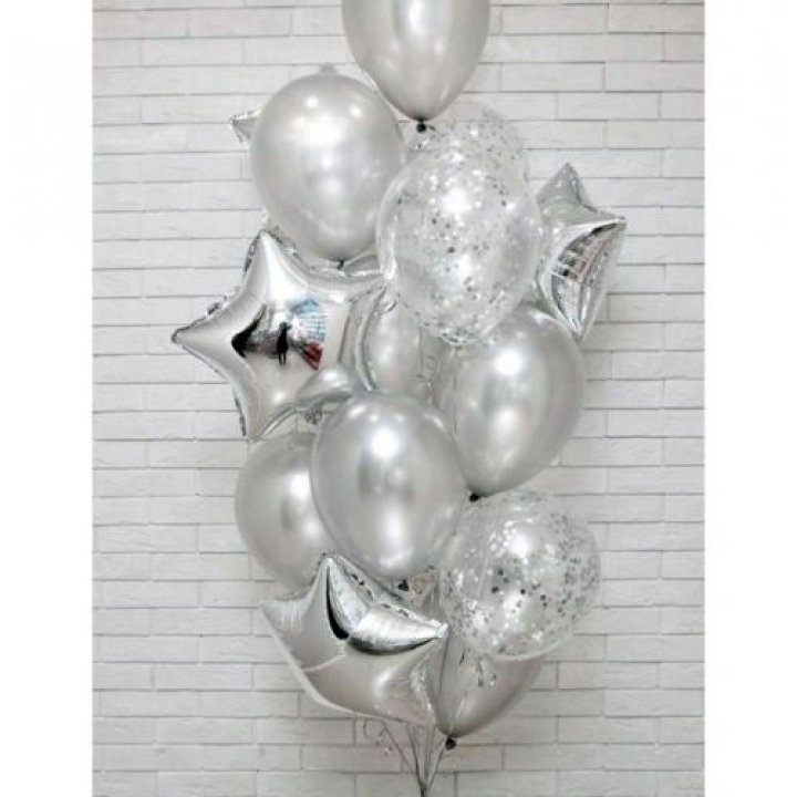 Фонтан шаров "Сильвер мун" в Белгороде