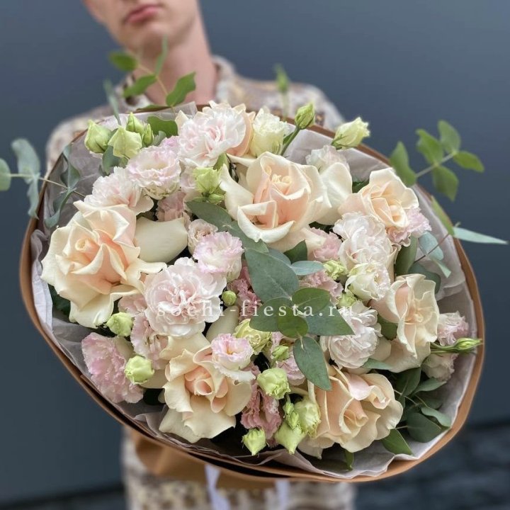  Букет кремовых роз "Мокко" в Белгороде