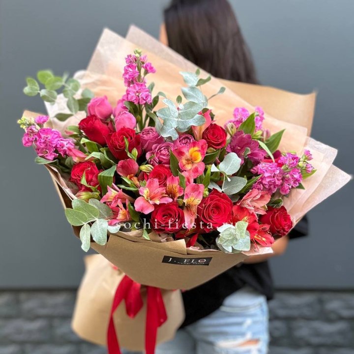 Дизайнерский букет №3 в Белгороде