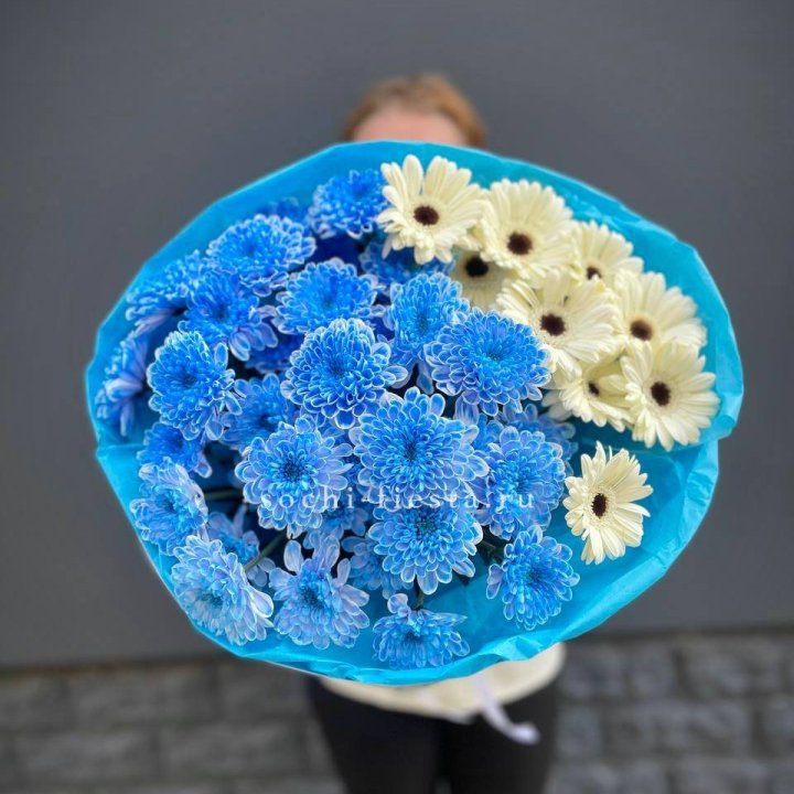 Букет хризантем и гербер в Белгороде