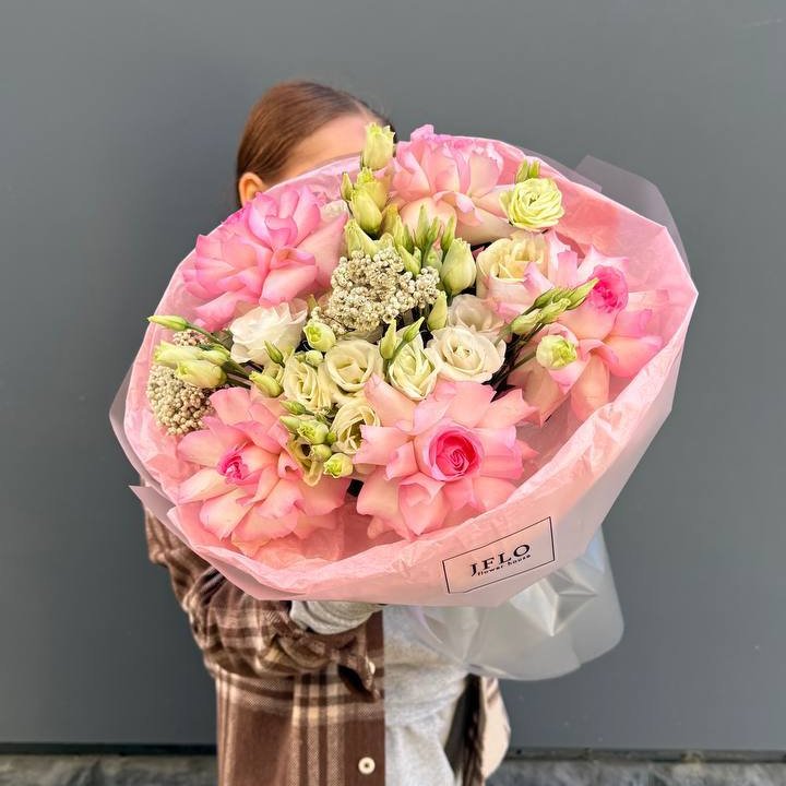 Букет "Розы с эустомой" в Белгороде