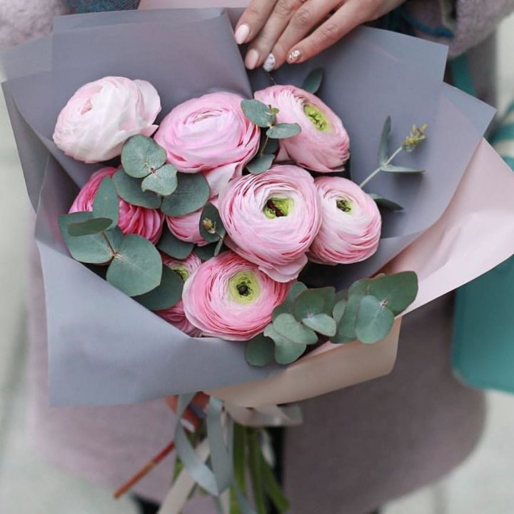 Ранункулюсы с эвкалиптом №1 в Белгороде