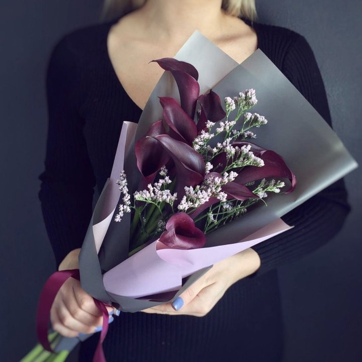 Букет фиолетовых калл в Белгороде