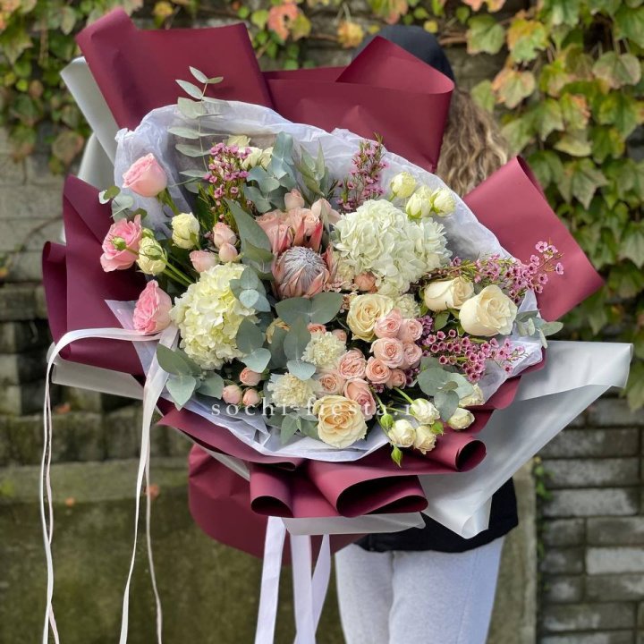 Авторский букет с протеей №1 в Белгороде