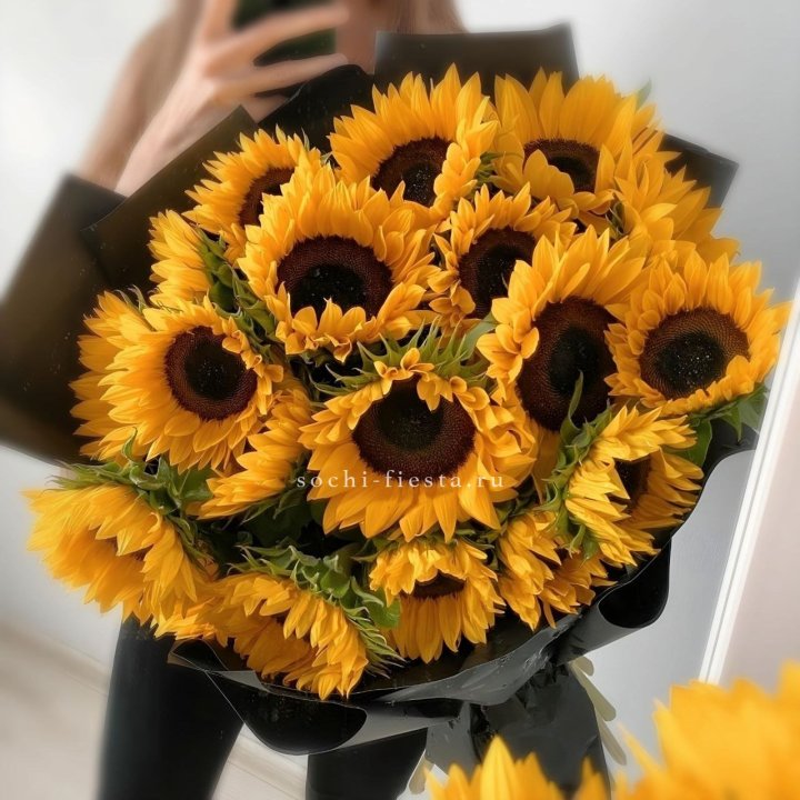 Букет подсолнухов "Гига" в Белгороде