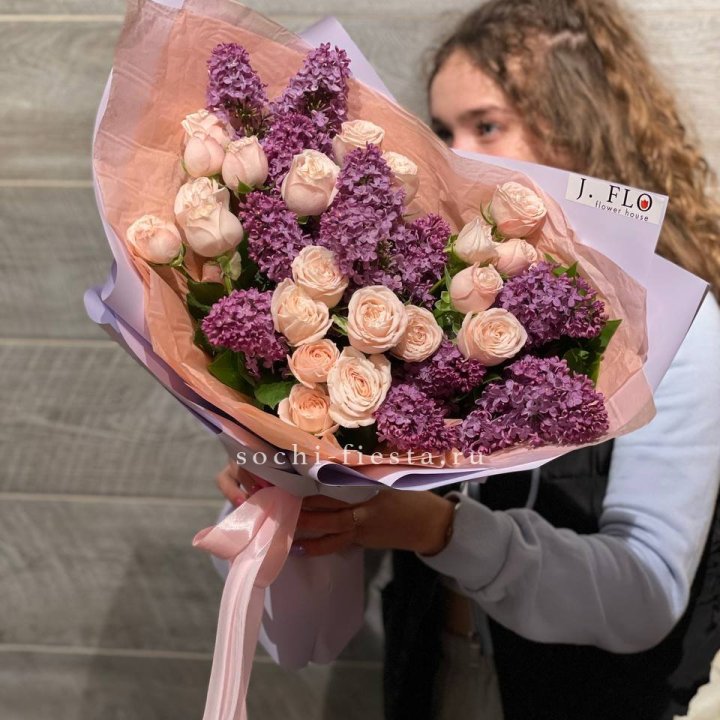 Букет "Лиловая весна" в Белгороде
