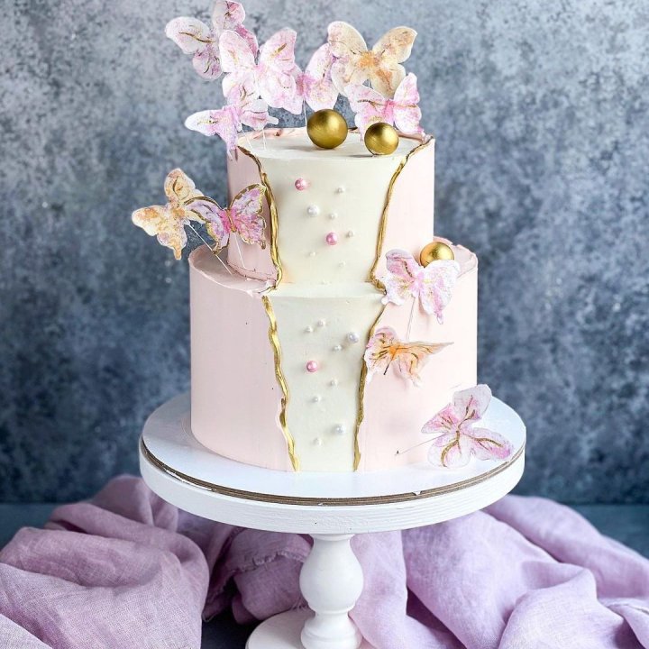 Торт "Бабочки в животе" в Белгороде