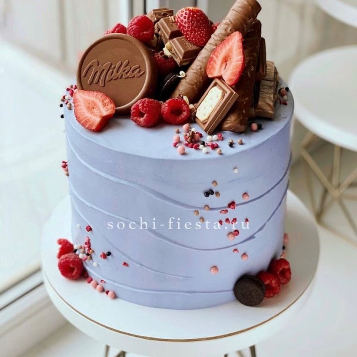 Торт "Milka's world" в Белгороде