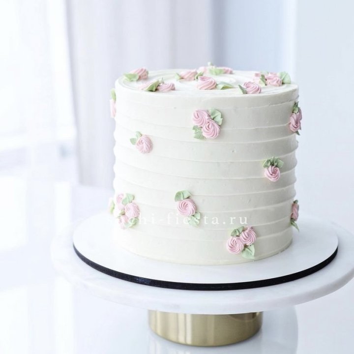 Торт "Розы в снегу" в Белгороде