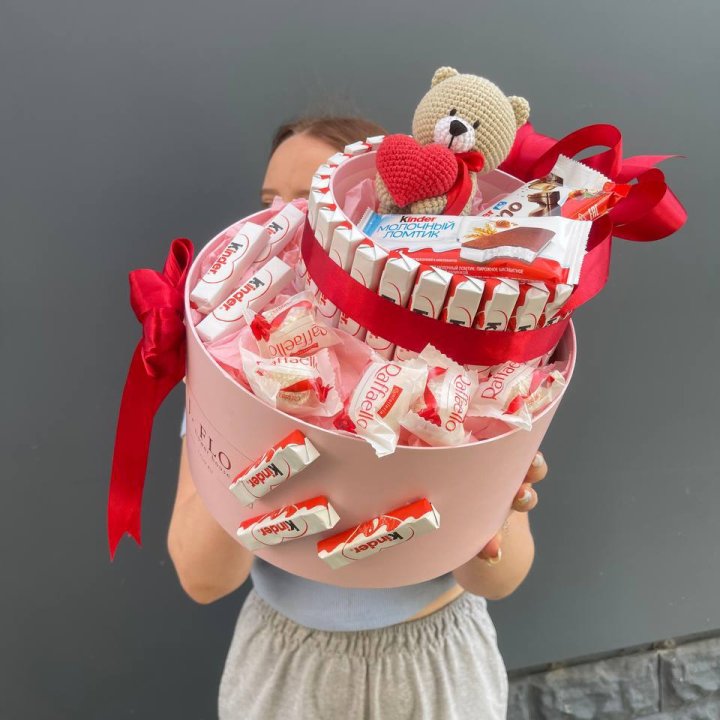 Бокс киндерами и раффаэлло 2 в Белгороде