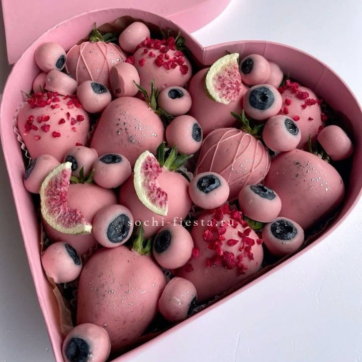 Клубника в шоколаде Сердце в Белгороде