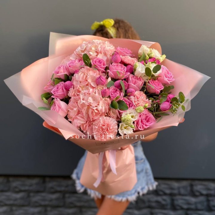 Авторский букет "Восторг" в Белгороде