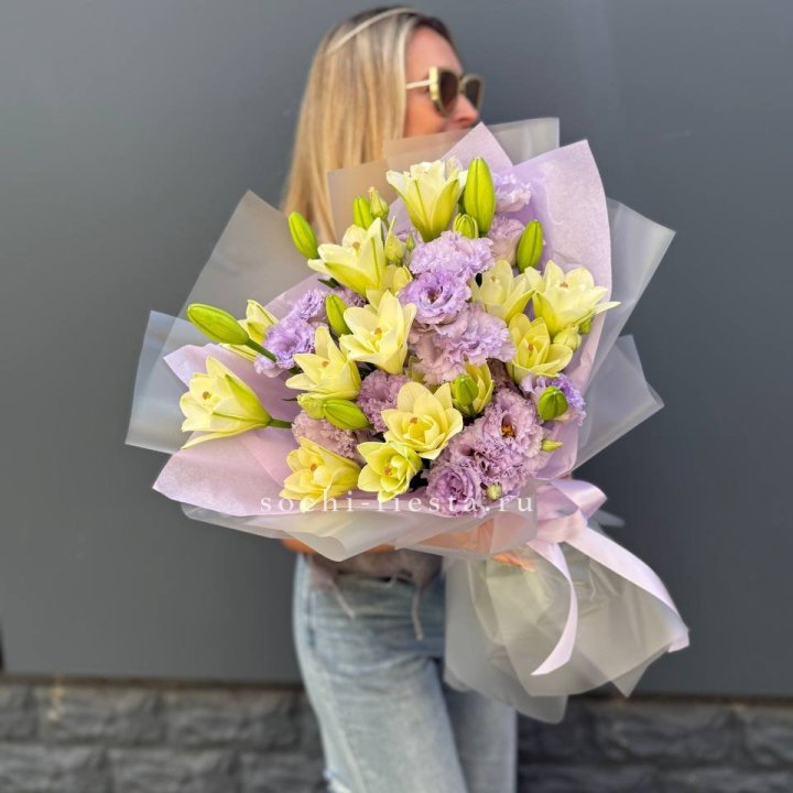  Букет лилий и эустом в Белгороде