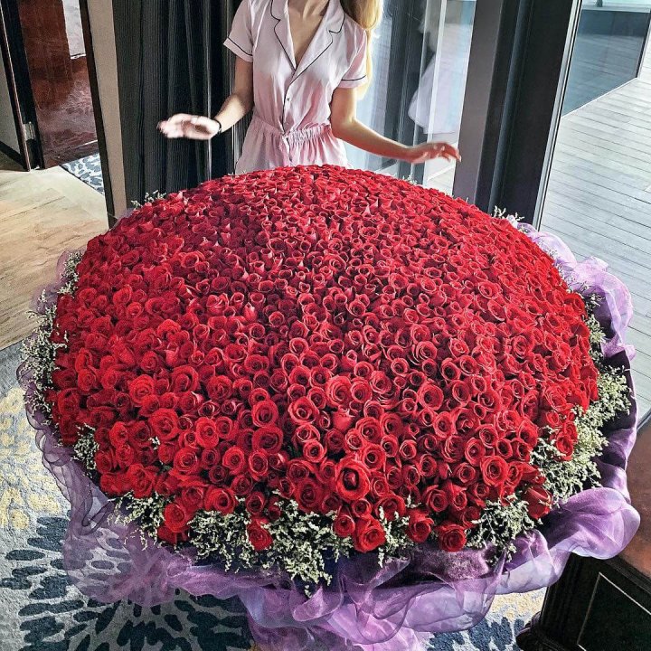 1001 роза в Белгороде