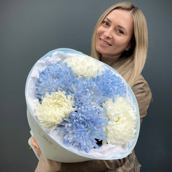 Букет из 7 хризантем  в Белгороде