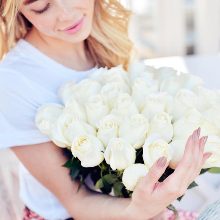 Букет высоких роз "Облака" в Белгороде