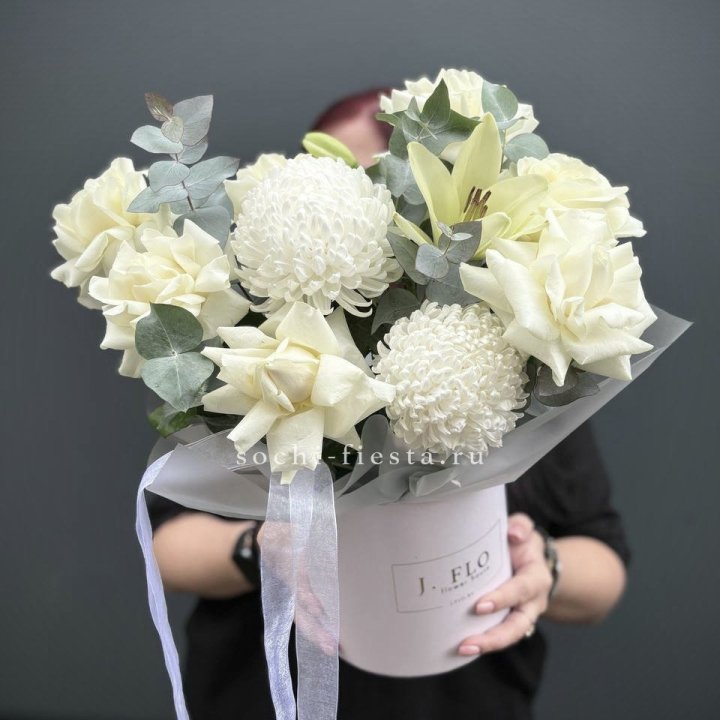 Цветы в шляпной коробке  в Белгороде