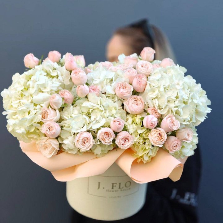 Дизайнерский бокс "Изабелла" в Белгороде