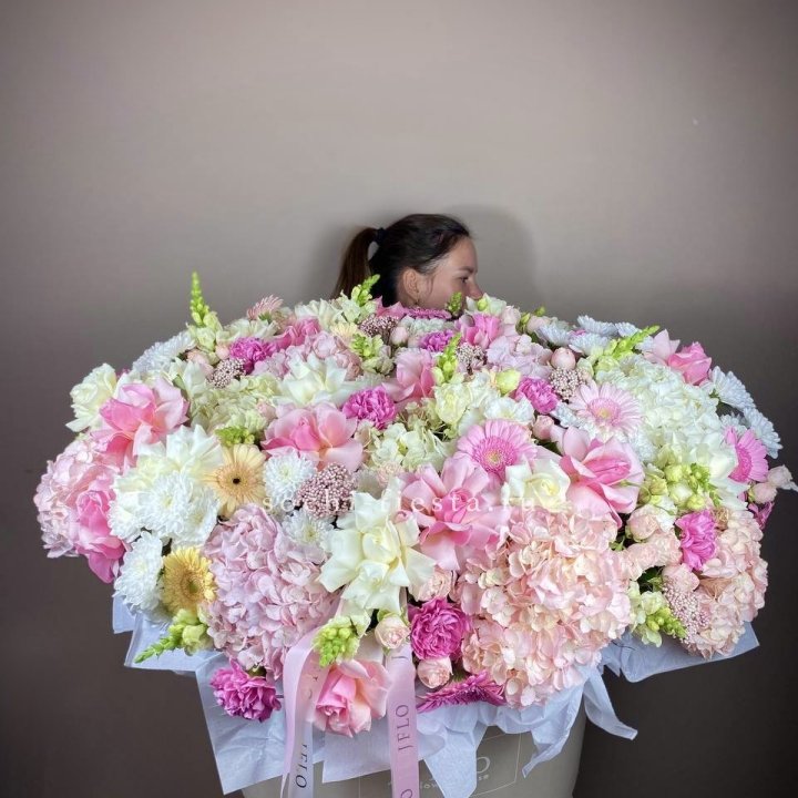 Корзина цветов «Рандеву» в Белгороде