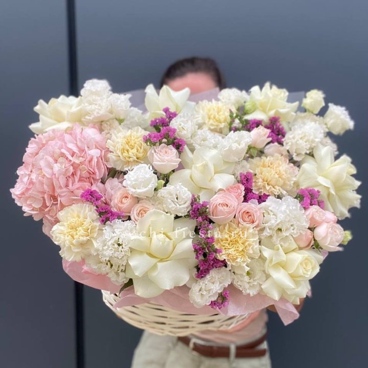 Корзина "Воздушная нежность" в Белгороде