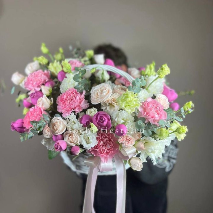 Корзина "Яркая" в Белгороде