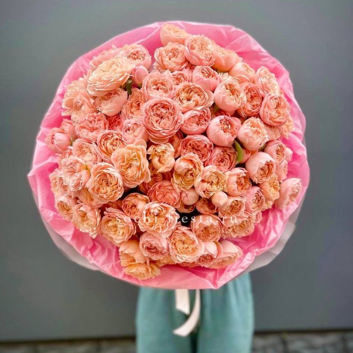 Букет кустовых пионовидных роз Джульетта "Принцесса" в Белгороде