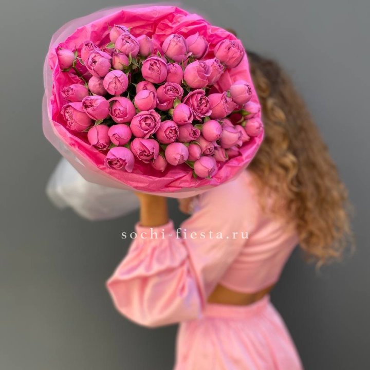 Букет из пионовидных роз  в Белгороде