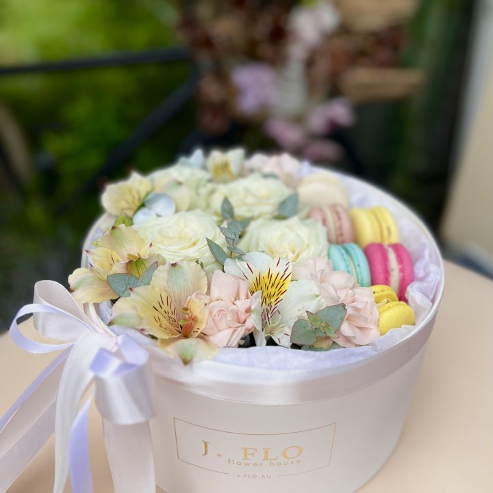 Цветочный бокс "Ника" в Белгороде