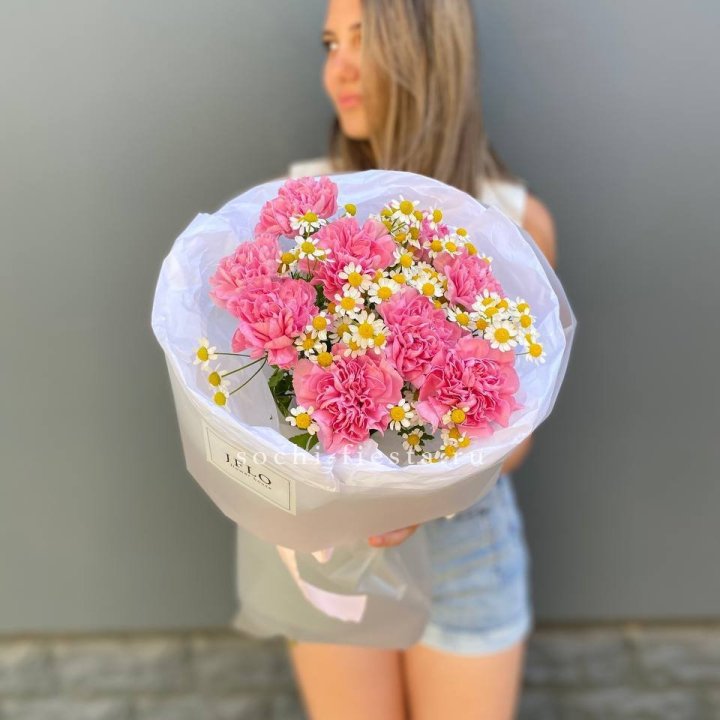 Дуобукет диантусов и ромашек в Белгороде