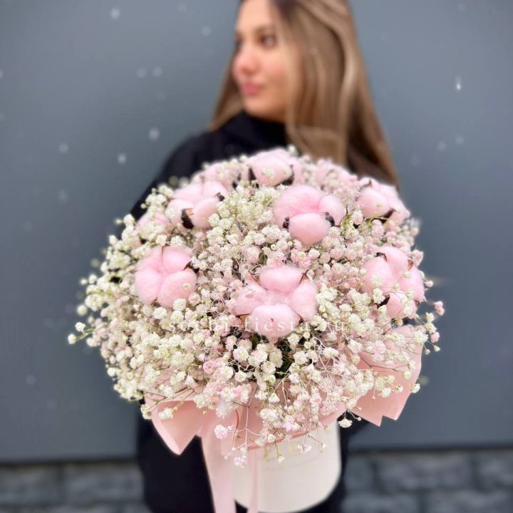 Гипсофилы с хлопком в шляпной коробке в Белгороде