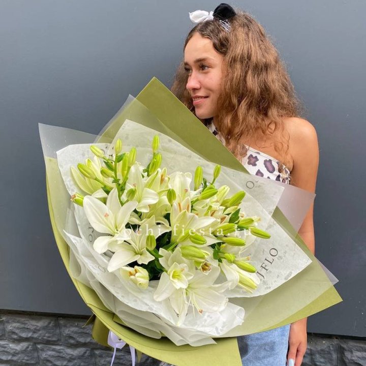 Букет  лилий "Изумруд" в Белгороде