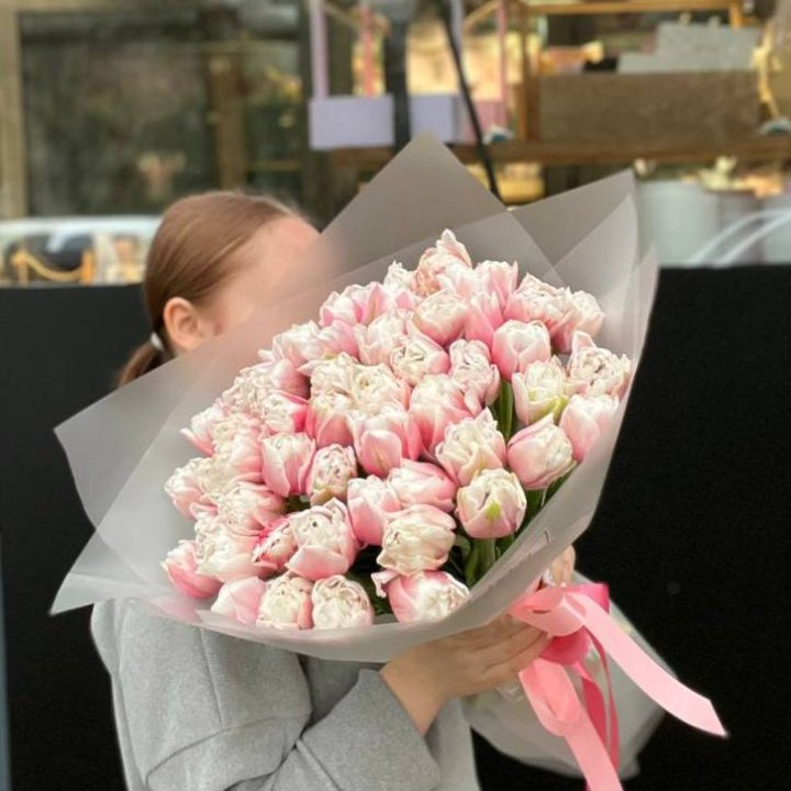 51 нежный тюльпан в Белгороде