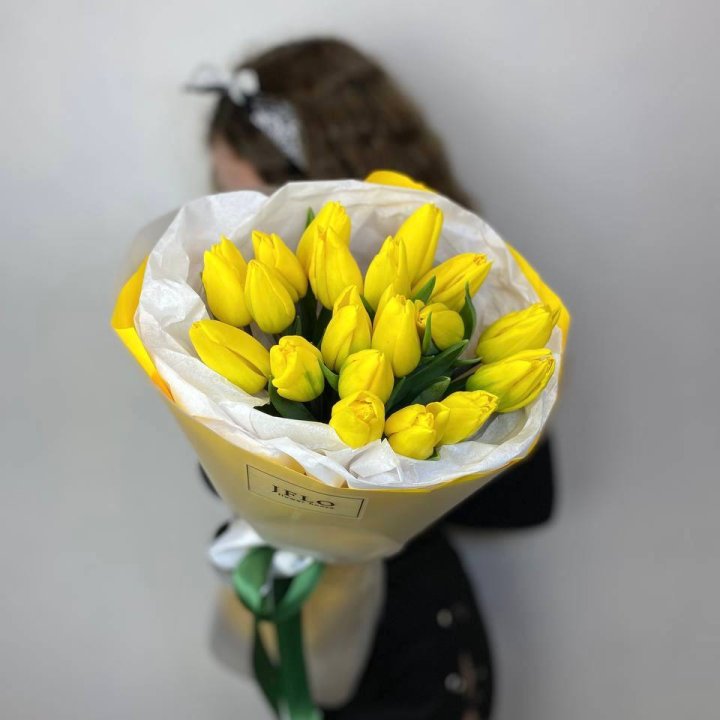  19 жёлтых тюльпанов в Белгороде