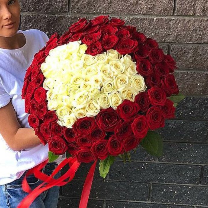 101 роза "Сердце" в Белгороде