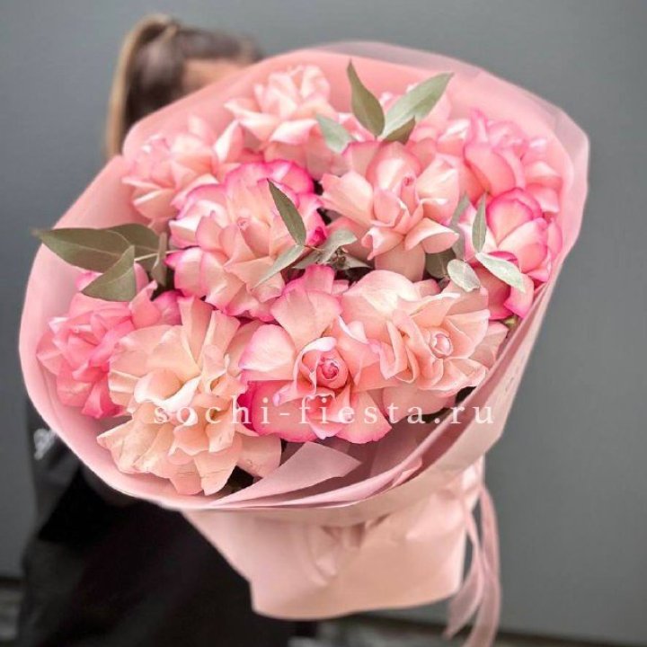 Нежно- розовые французские розы Венди в Белгороде