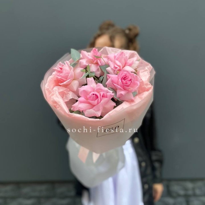 5 французских розовых роз  в Белгороде