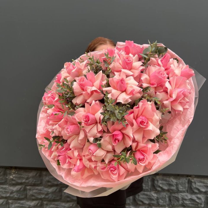  25 розовых французских роз в Белгороде