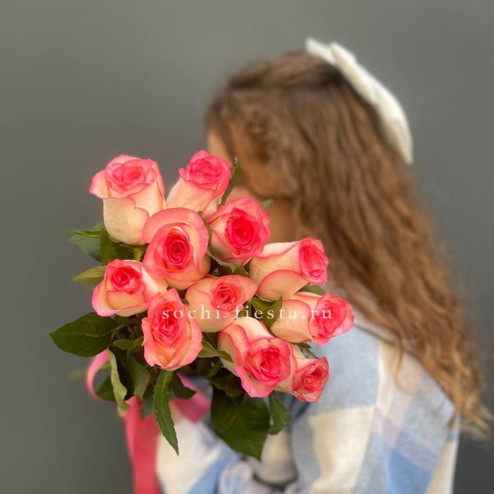 11 роз "Джумилия" в Белгороде