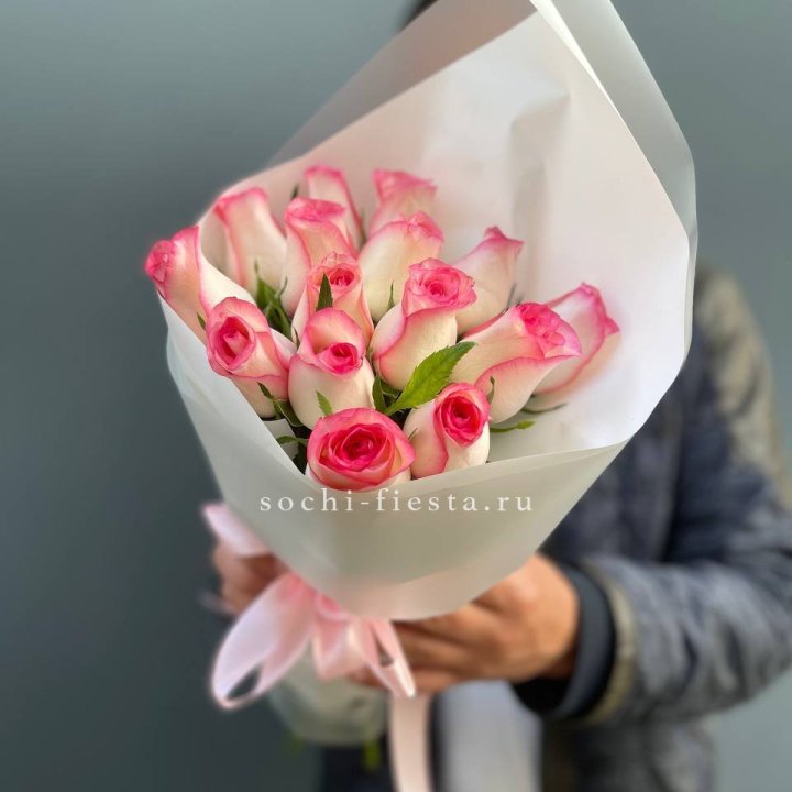 15 роз "Джумилия" в Белгороде