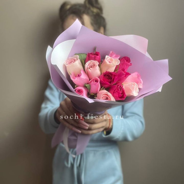 Букет из 15 роз Микс (Кения) в Белгороде