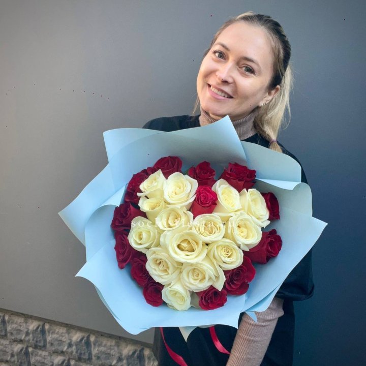 27 роз "Сердце" в Белгороде