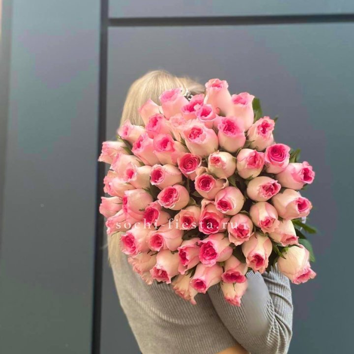 51 розовая роза в Белгороде