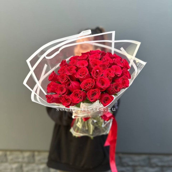 31 красная роза в Белгороде