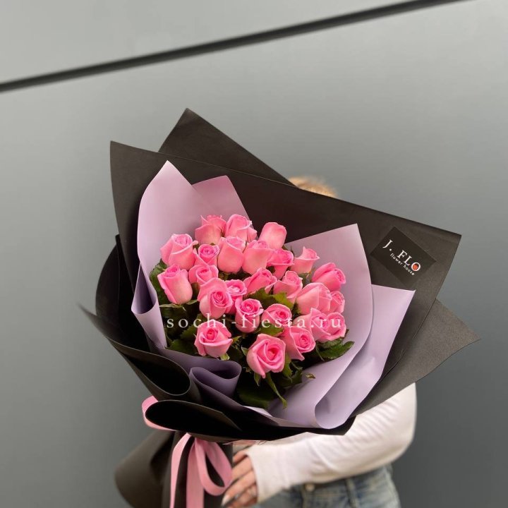 19 розовых роз  в Белгороде
