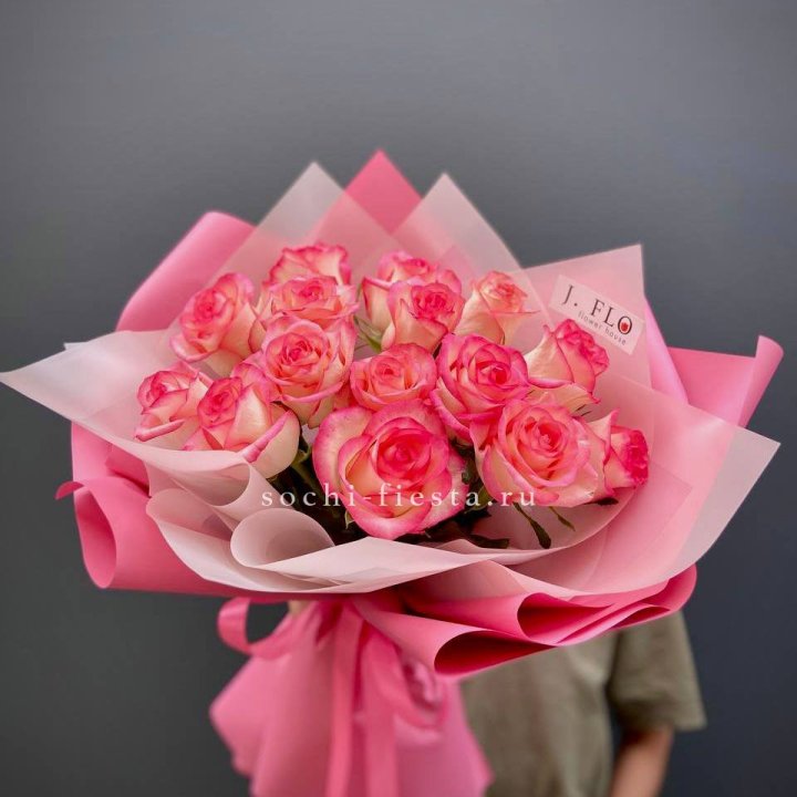 15 роз "Джумилия" в Белгороде
