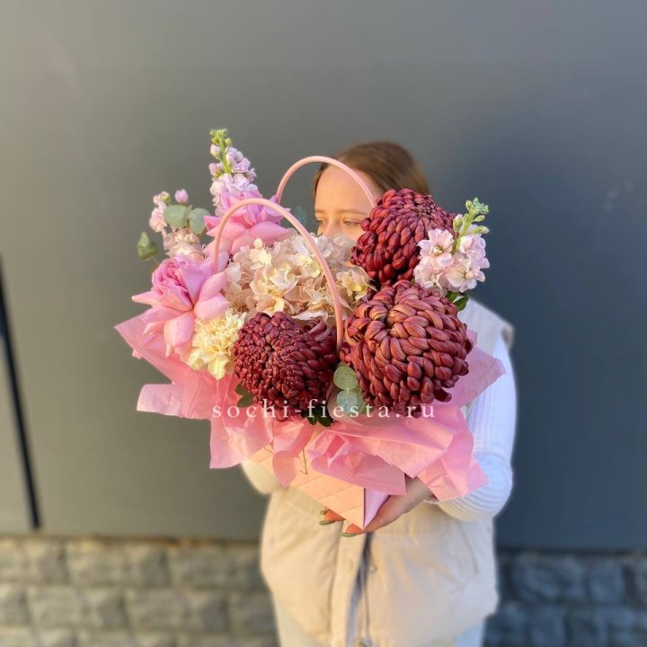 Сумочка нежная с бигуди в Белгороде