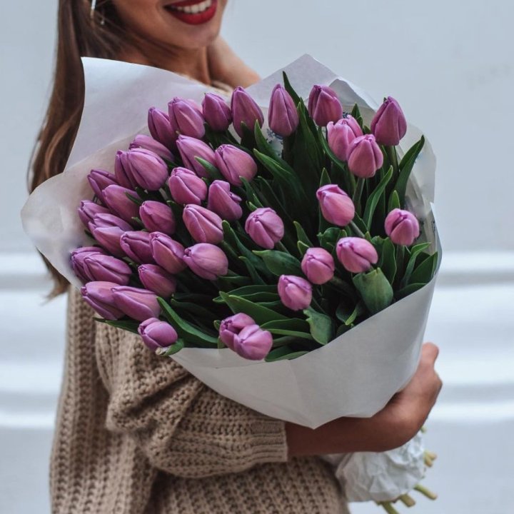 39 сиреневых тюльпанов в Белгороде