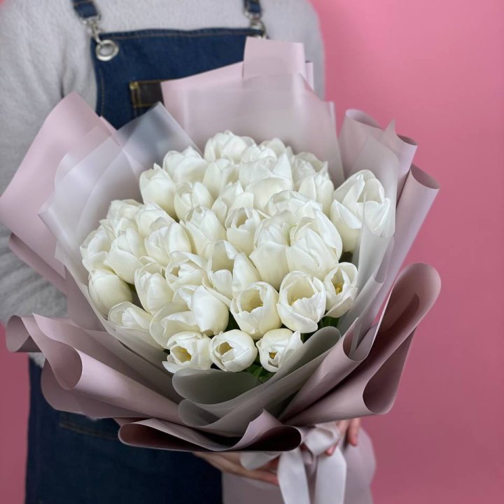 Букет белых тюльпанов "Пур-пур" в Белгороде